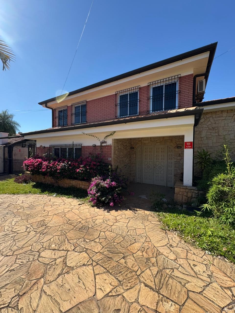 Venta o Alquiler Casa a Refaccionar Las lomas, a 350 metros de Molas López – 2