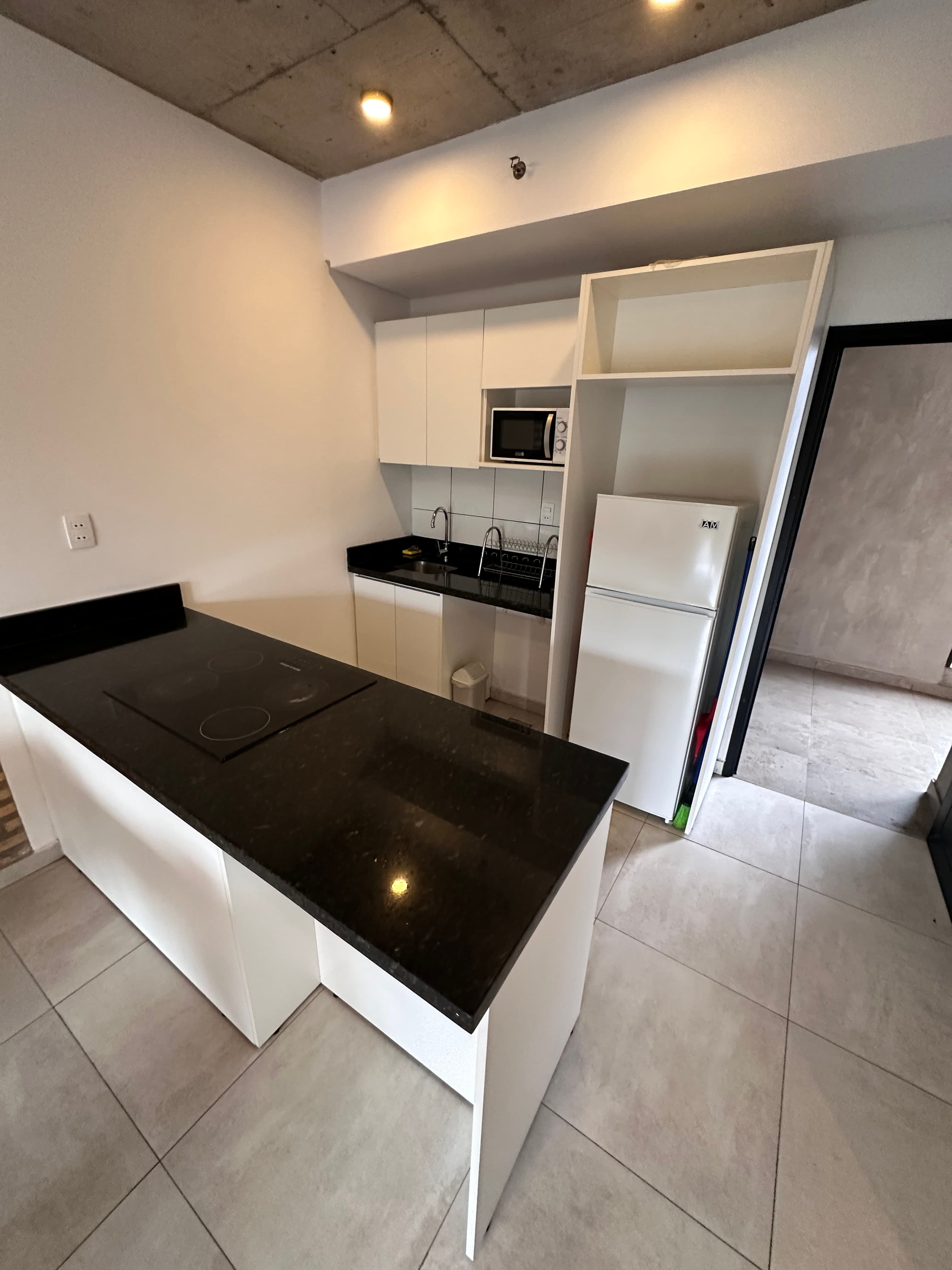 ALQUILER EN BARRIO JARA – DEPARTAMENTO AMOBLADO A20-83-2 – 3