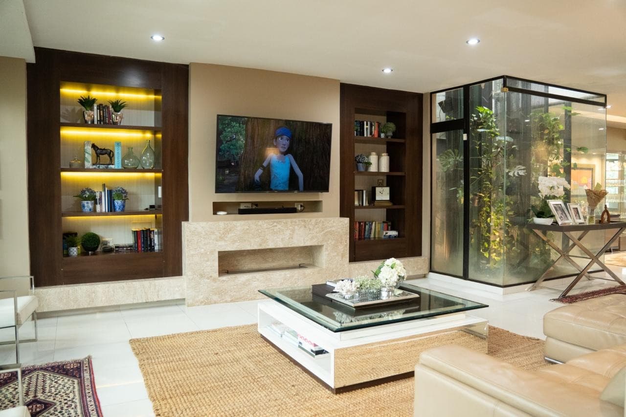 En Venta Hermosa Residencia de 4 dormitorios en el Barrio Mburicao – 2