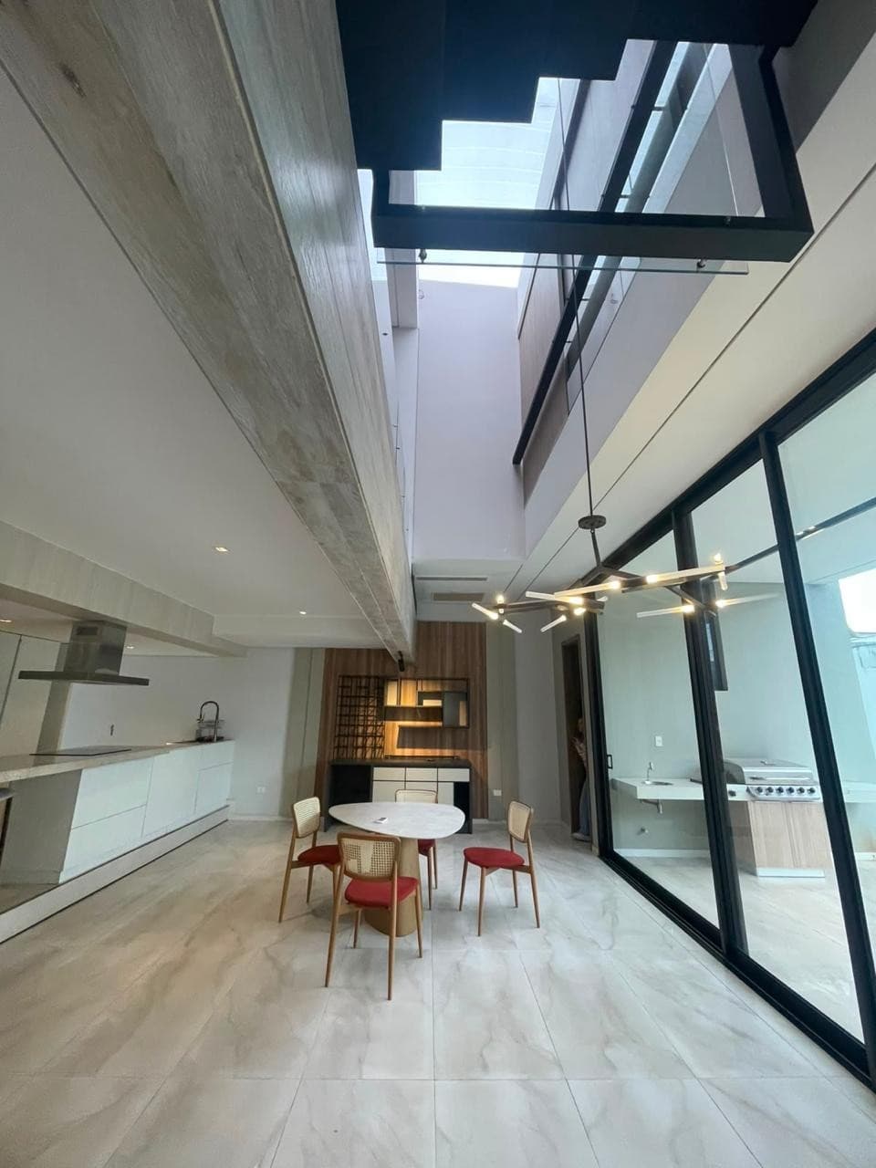 VENTA DUPLEX MODERNO ARQ GOULD - ZONA QUINTA SOSA – 2