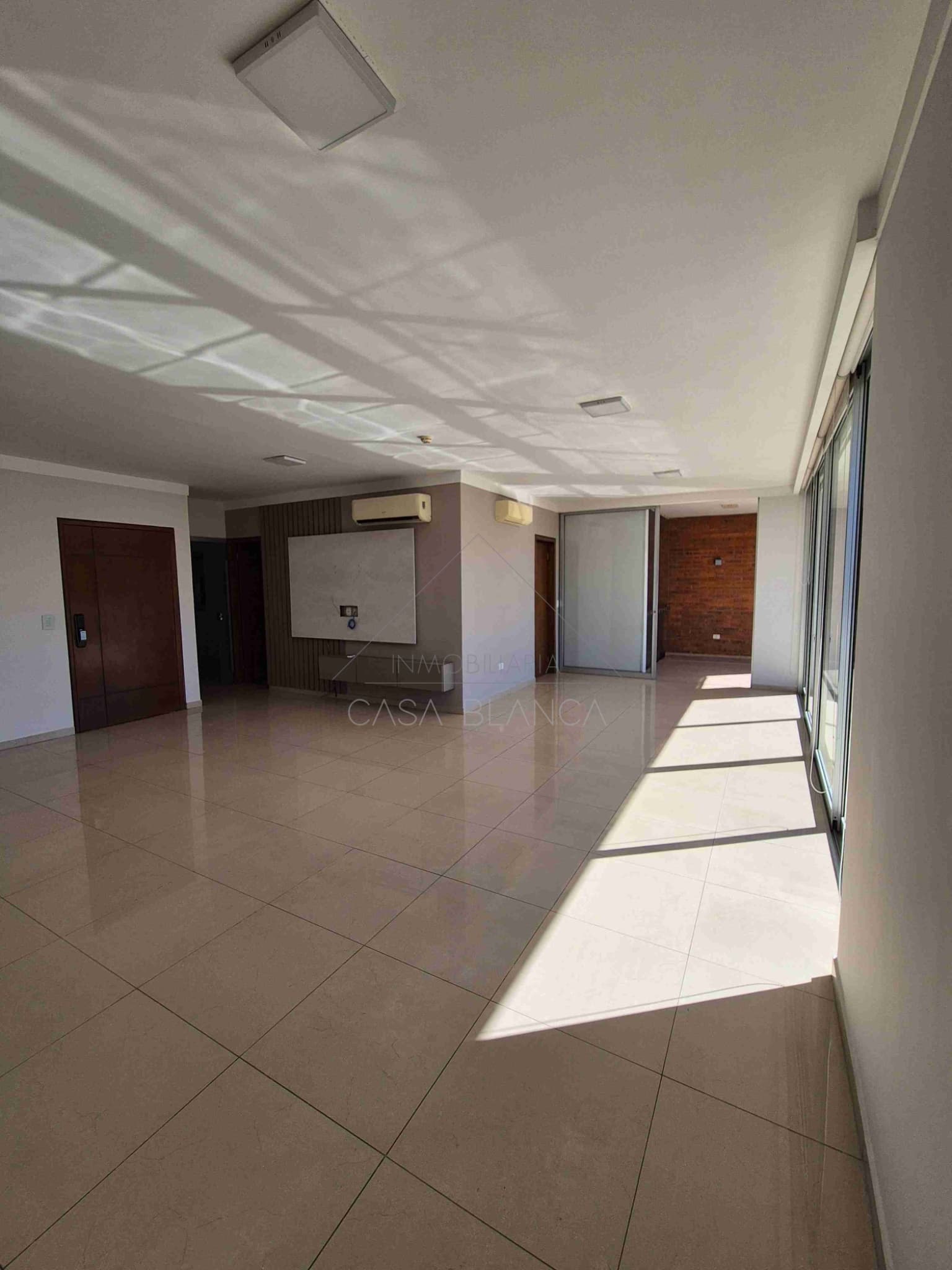Alquilo departamento en Mburucuyá, a media cuadra de Molas López – 2