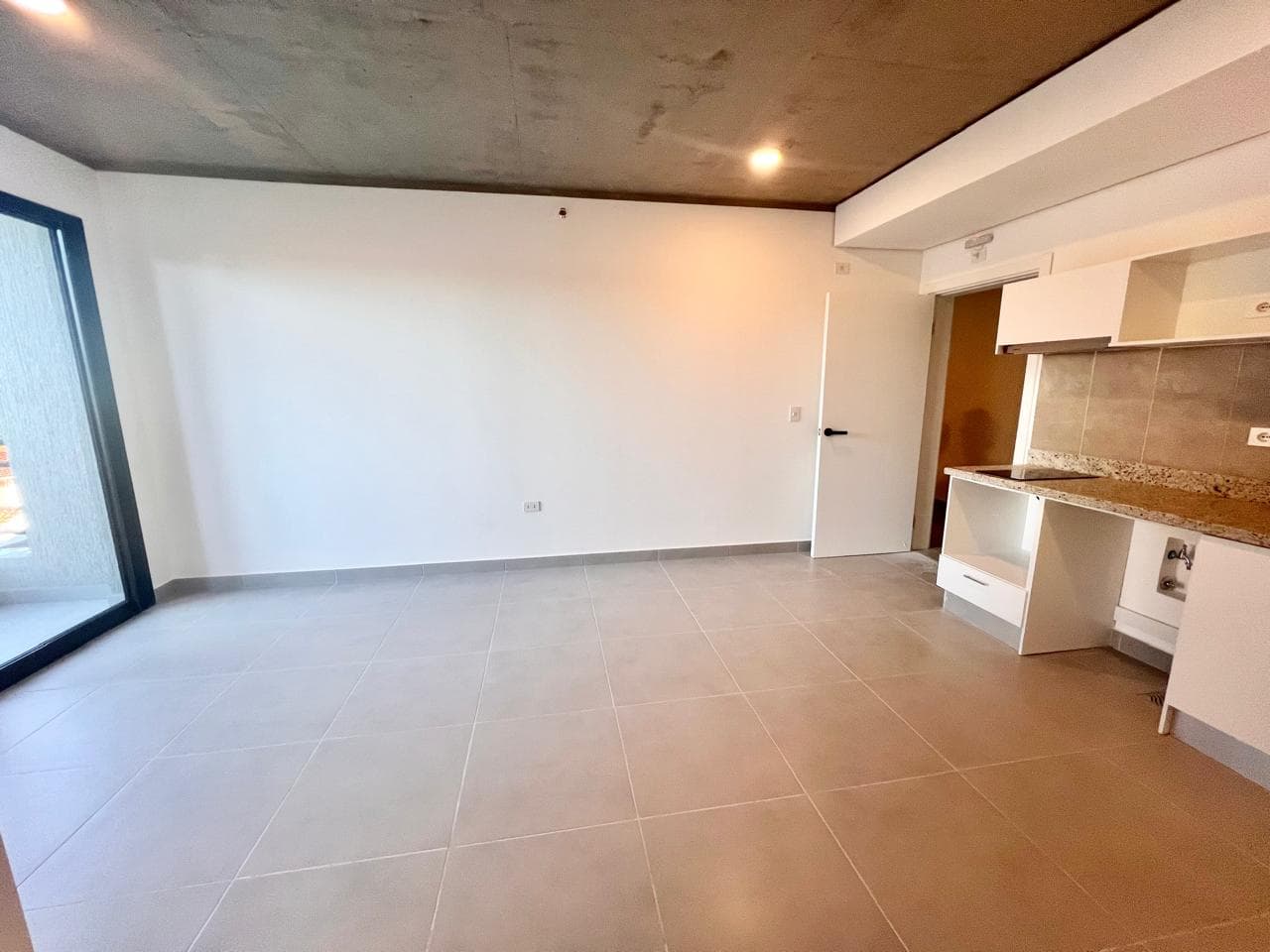 En Alquiler Departamento a Estrenar de 2 Habitaciones en Barrio Sajonia A519 – 3