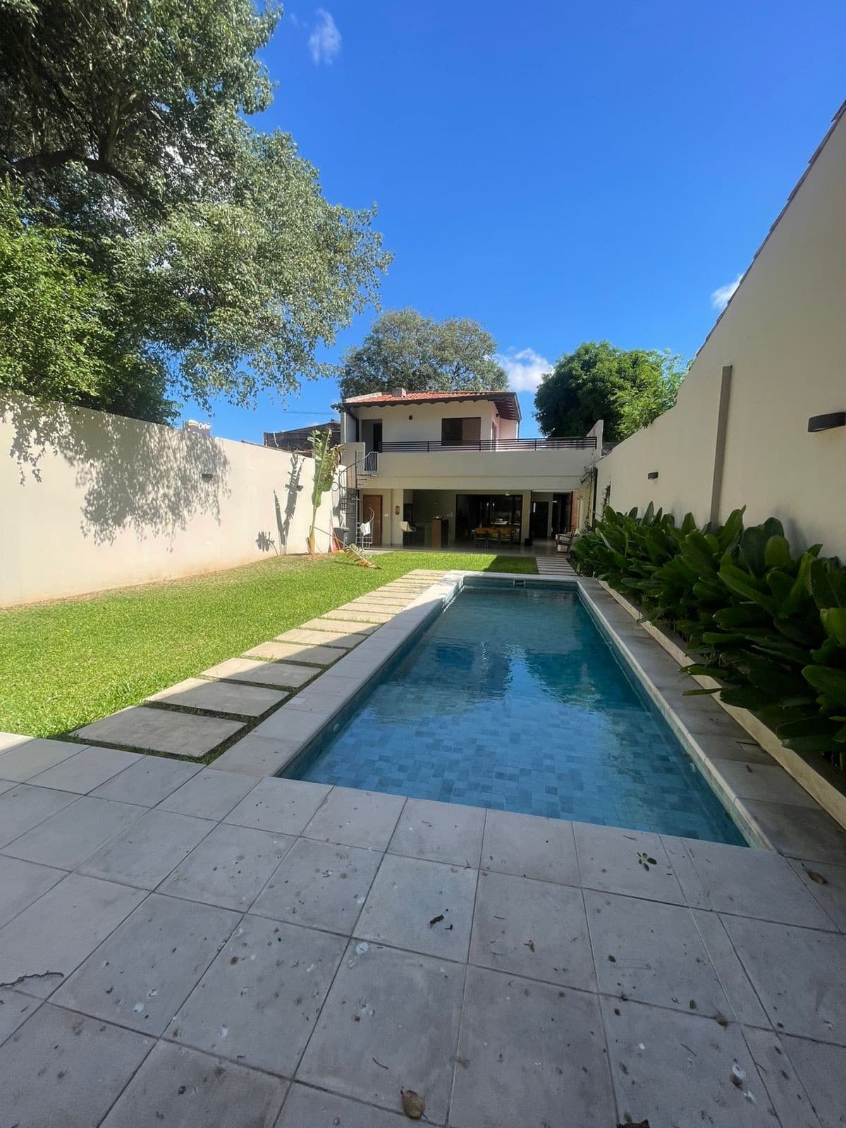 Casa en alquiler Barrio Herrera