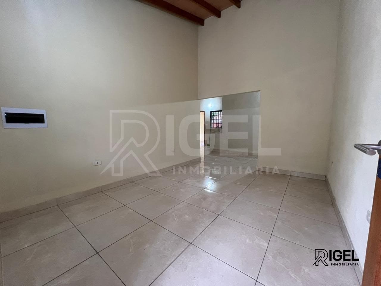 Hermosa casa en Villa Elisa, barrio centro. – 3