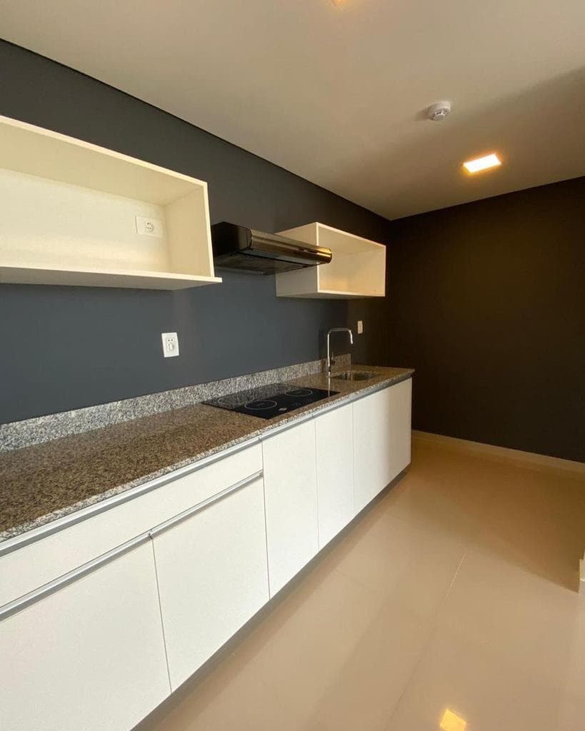 Vendo departamento zona Conmebol de 3 habitaciones con 2 cocheras – 3