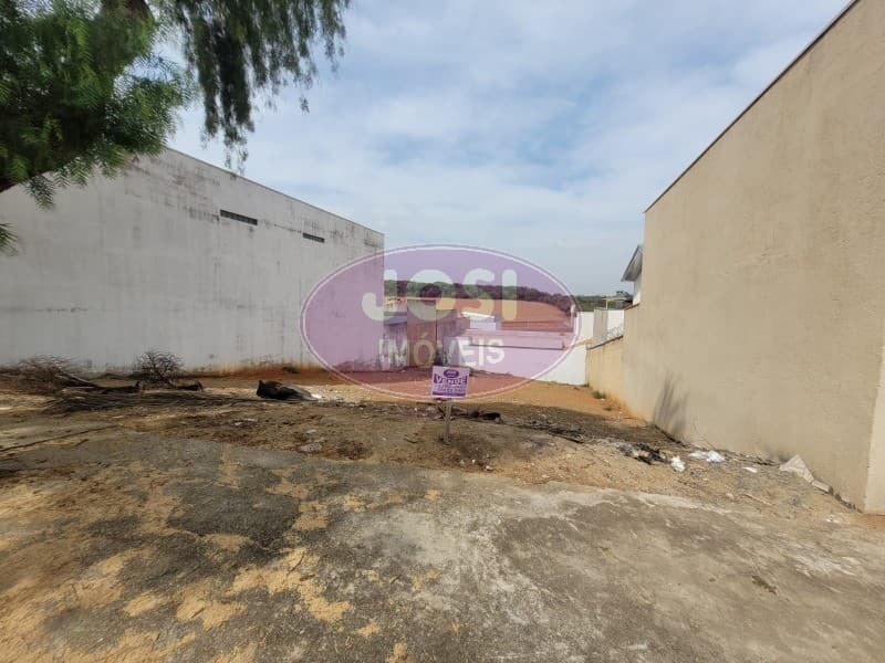 Terreno para venda com área de 325 m² no Residencial São Lucas em Alfenas/MG