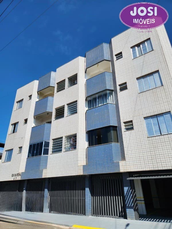 Apartamento para venda com 2 dormitórios 57 m² de área útil, no Centro de Alfenas/MG por R$370.000,00