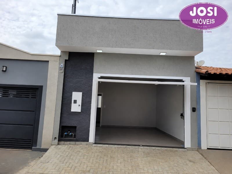 Casa com 3 Quartos Sendo 1 Suíte, e Quintal na Vila Formosa - Alfenas/MG