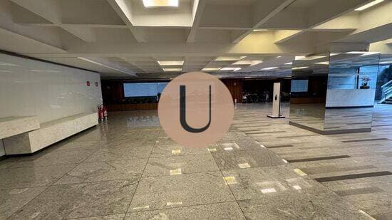 Avenida Paulista – Andar inteiro Corporativo de Alto Padrão Excelente andar corporativo composto por quatro conjuntos integradas, com lajes amplas e t