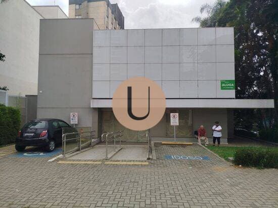 Av. Adolfo Pinheiro esquina