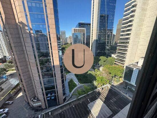 CONJUNTO COMERCIAL – ITAIM BIBI – SÃO PAULO/SP Localizado na Rua Iguatemi, no coração do Itaim Bibi, um dos mais importantes centros financeiros, emp