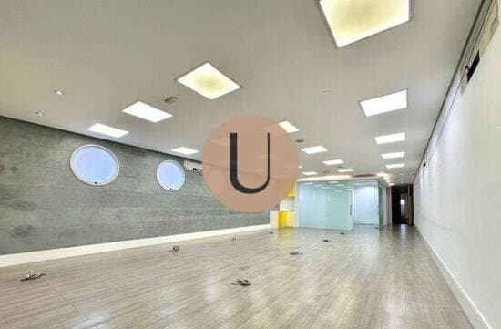 Sobrado de 640 m² na Avenida Chibarás - Moema - São Paulo - SP, aluguel por R$ 55.000/mês