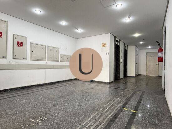 Prédio Comercial na Liberdade – São Paulo Prédio comercial de alto padrão com 13 andares, 1.723 m² de área útil, 4.032 m² de área construída, O edifíc