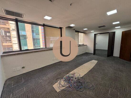 Alameda Santos, Conjunto comercial em prédio Só comercial, com 13 andares com 3 elevadores, O conjunto fica em andar alto, com 365,00 m² de área cons