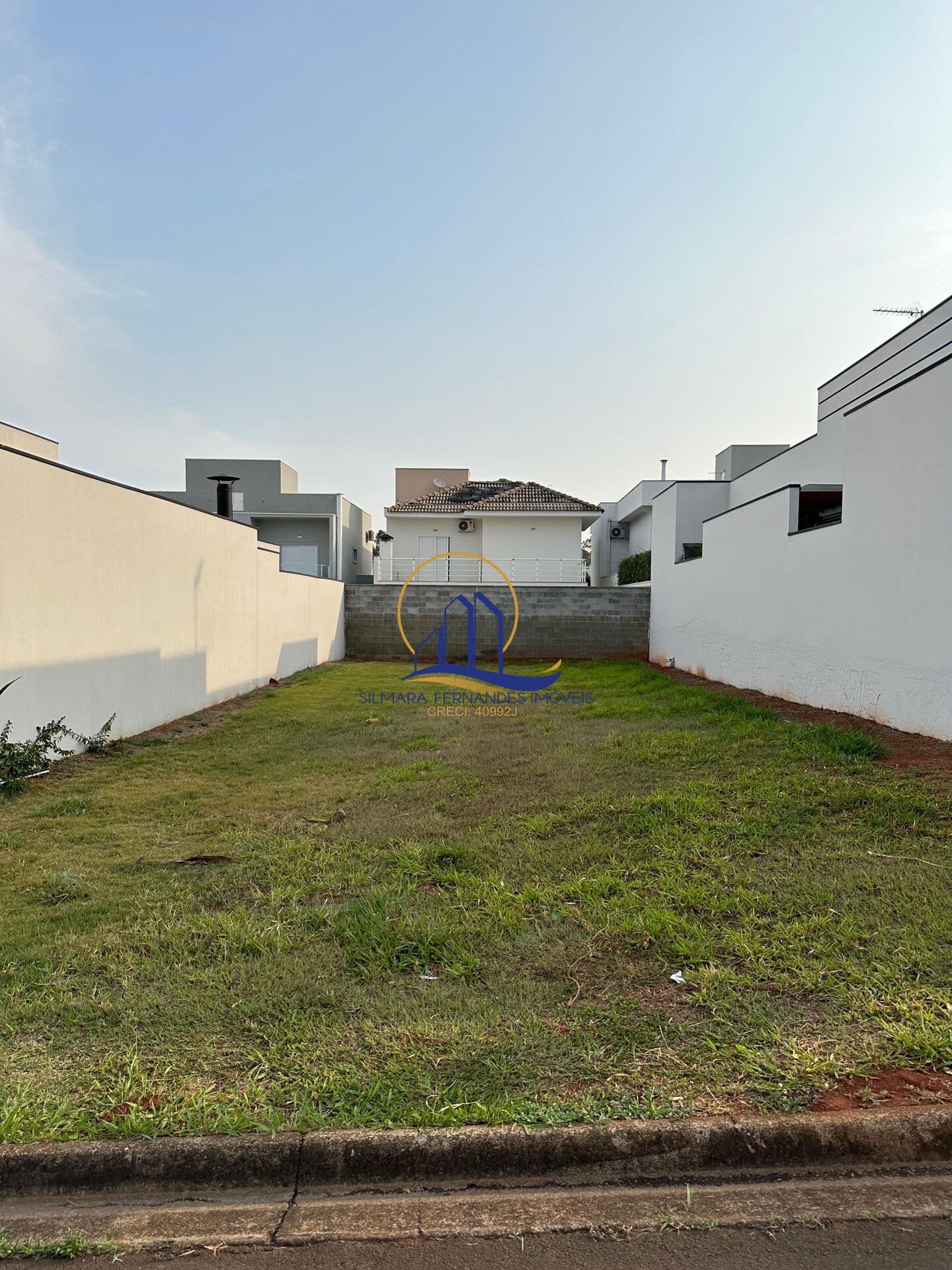 Terreno à venda no bairro Residencial Portal do Lago em Sumaré/SP