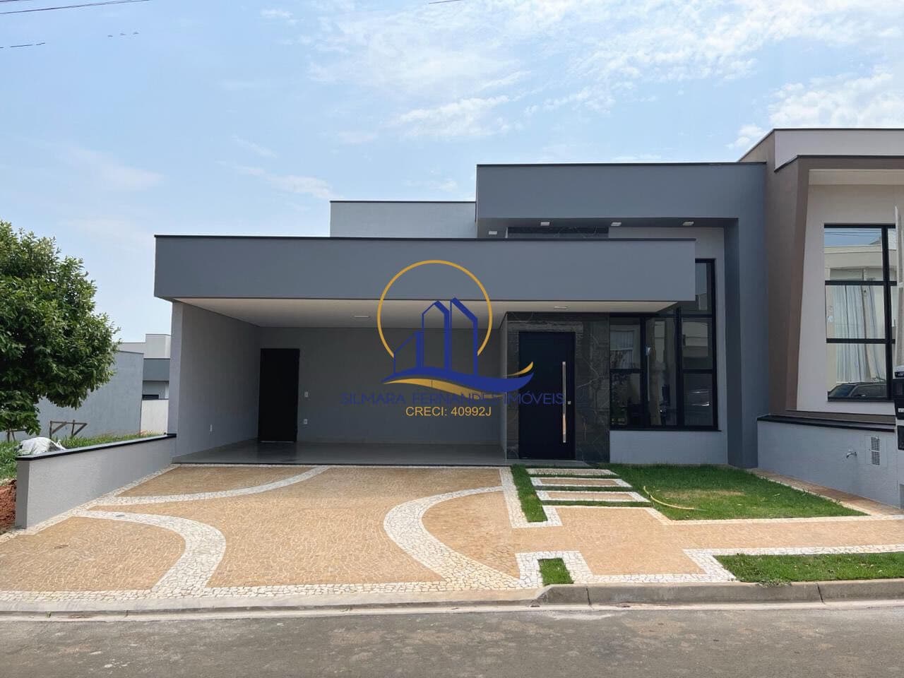 Casa à venda no bairro Parque Olívio Franceschini em Hortolândia/SP