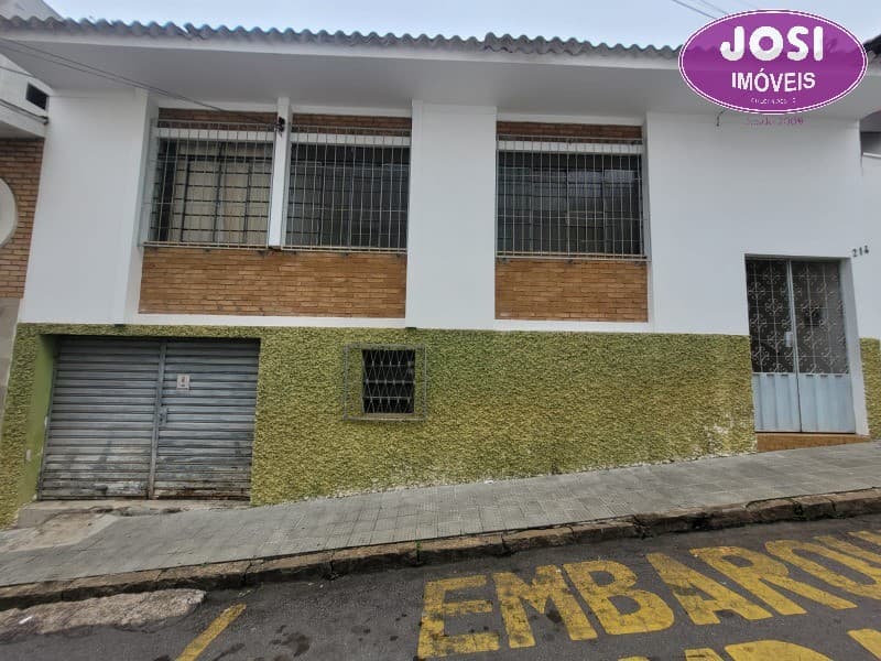 Casa para locação - CENTRO - R$3.000,00/mês