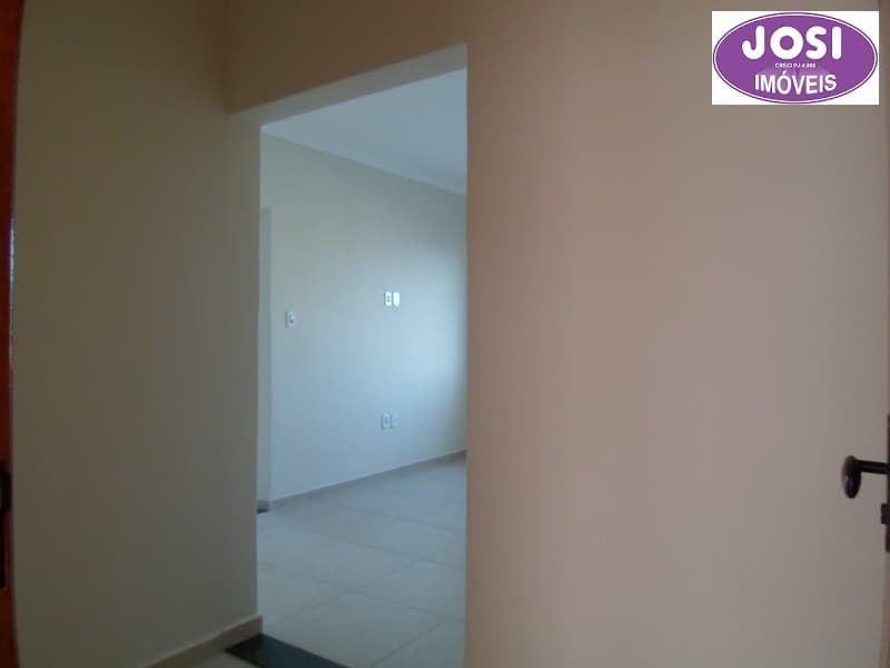 Apartamento para venda, com 3 dormitórios, 95 m² de construção, no Centro de Alfenas/MG – 2