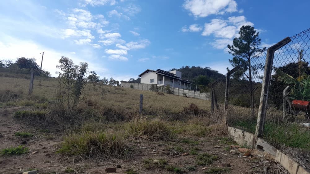Chácara para venda na Fazenda Tamburi - Amparo/SP