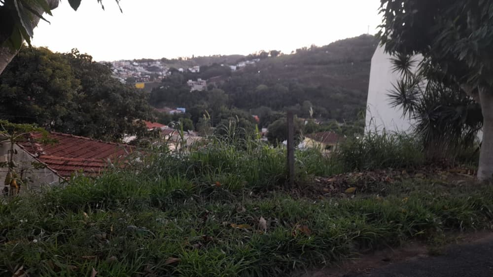 OPORTUNIDADE!! Terreno à venda no Jd. Primavera em Amparo com 316m2